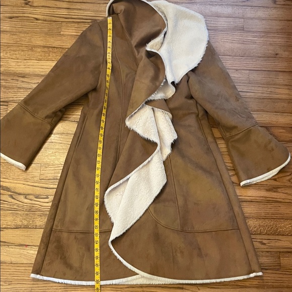 Donna Salyers’ Fabulous Furs Faux Fur Penny Lane Coat SzM - Picture 11 of 13